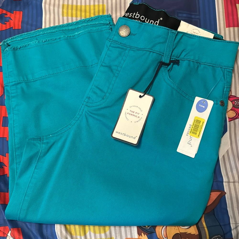 Westbound petite capris